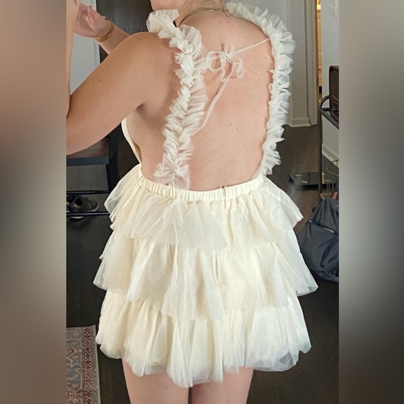 Cream Ruffled Mini Dress - Picture 6 of 10